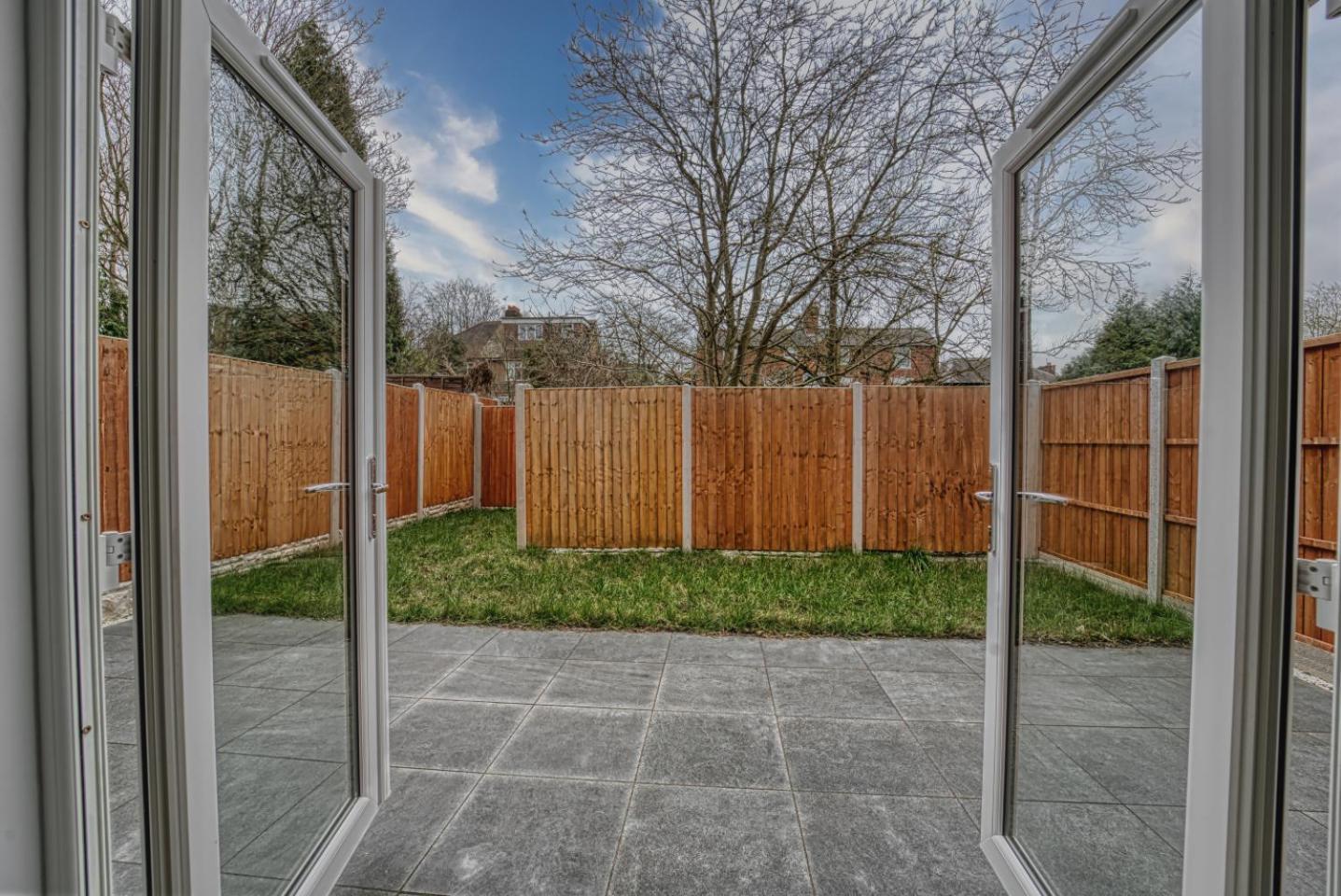 And Stylish, Garden And Parking Coventry