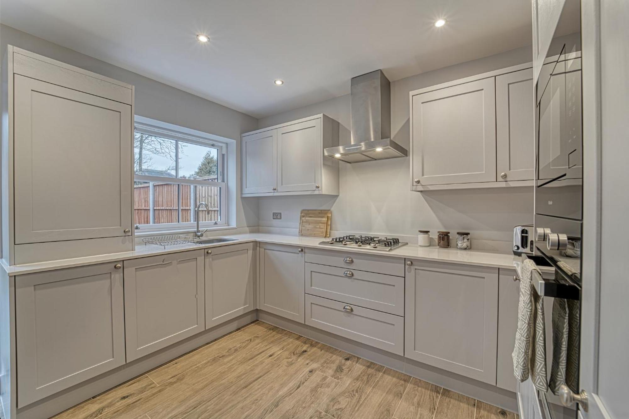 And Stylish, Garden And Parking Apartment