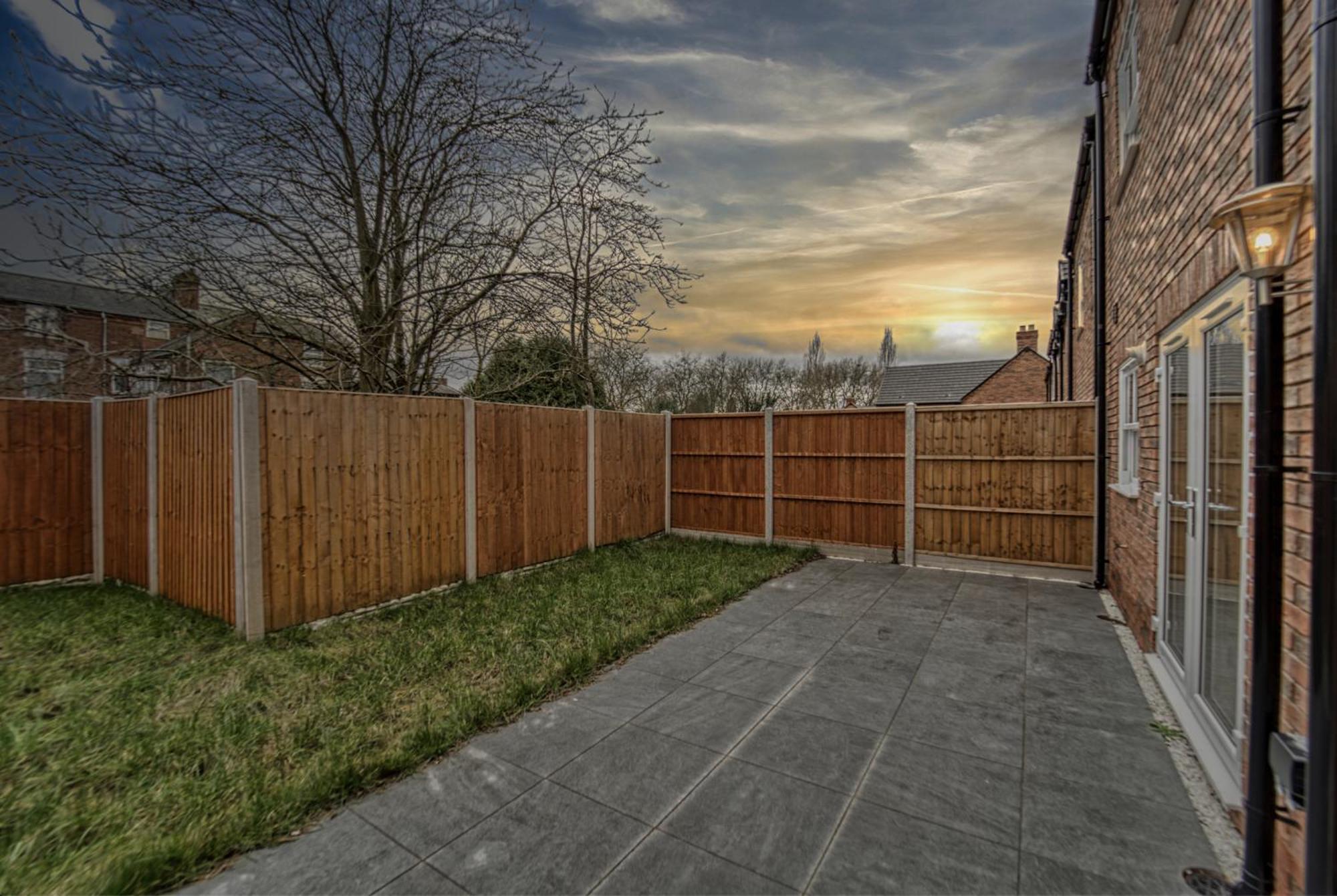 Apartment And Stylish, Garden And Parking Coventry